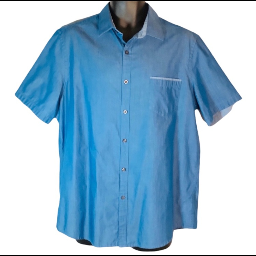 Axist Short Sleeve Button Down Chambray Blue Shirt Chest Pocket Size XL